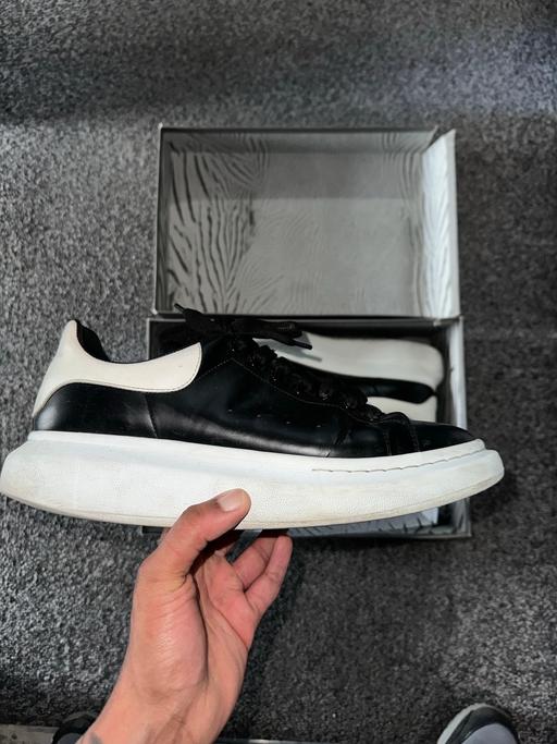 Buy & Sell Stalybridge Tameside - Photos for Alexander McQueen Oversized Trainers