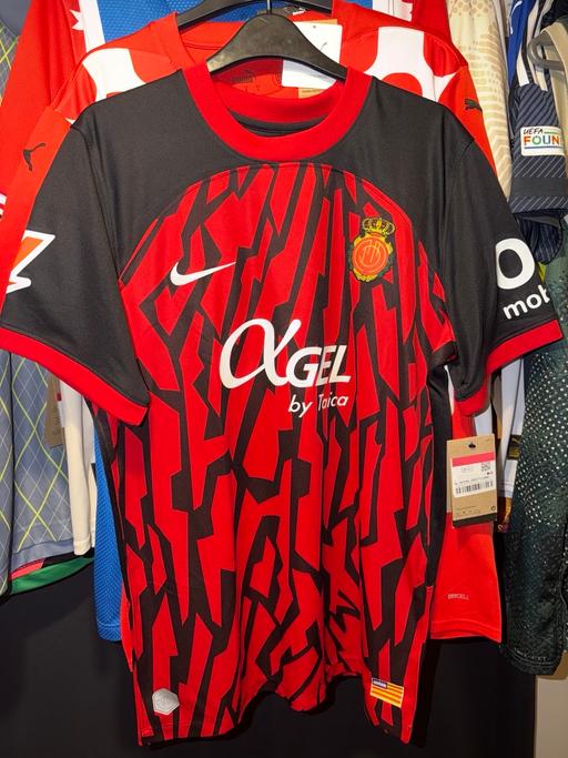 Buy & Sell New Tupton Chesterfield - Photos for Mallorca shirt (L) authentic