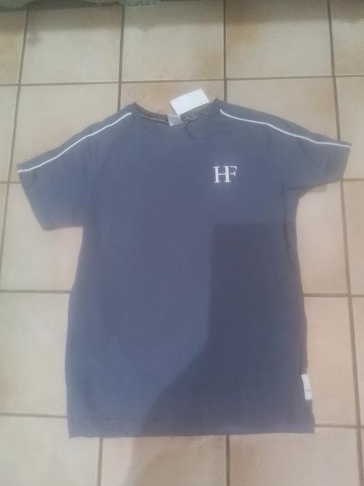 Buy & Sell Little Aston Lichfield - Photos for BRAND NEW WITH TAG HOLYFIELD TEE SHIRT