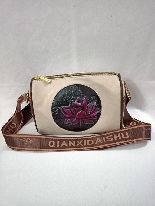 Buy & Sell Hall Green Birmingham - Photos for LADIES QIANXIDAISHU CROSSBODY/SHOULDER BAG.
