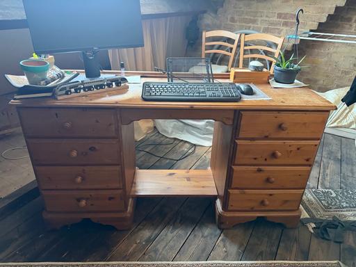 Buy & Sell Uxbridge Hillingdon - Photos for Pine desk