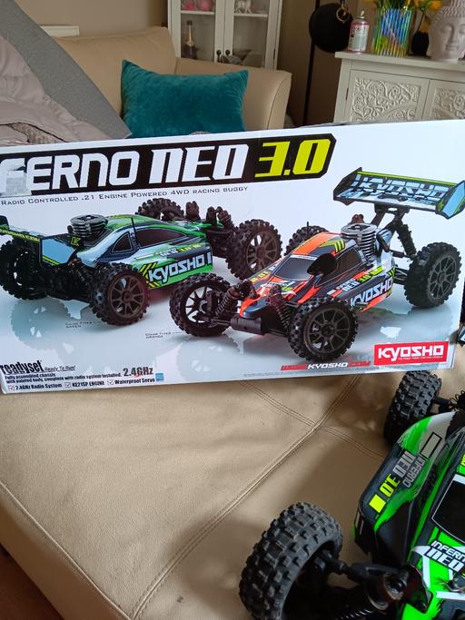Buy & Sell Gospel Oak North West London - Photos for Kyoshi Petrol Remote Control Car