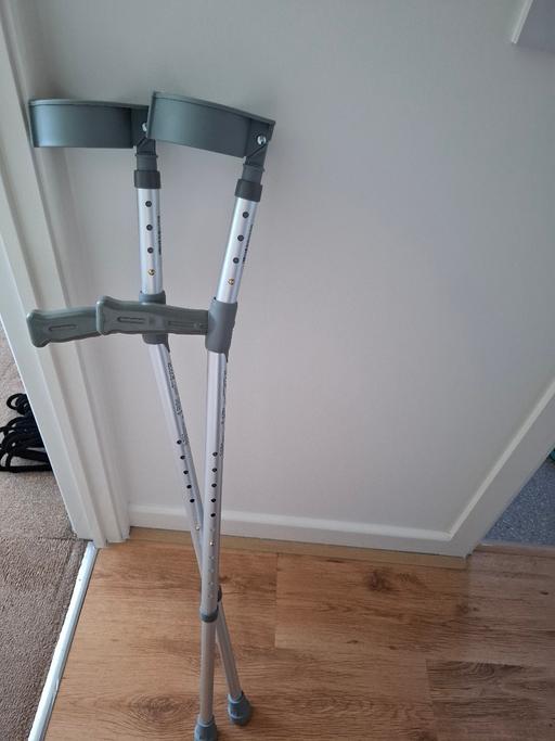 Buy & Sell Moseley Village Wolverhampton - Photos for Argos Adjustable Pair Crutches