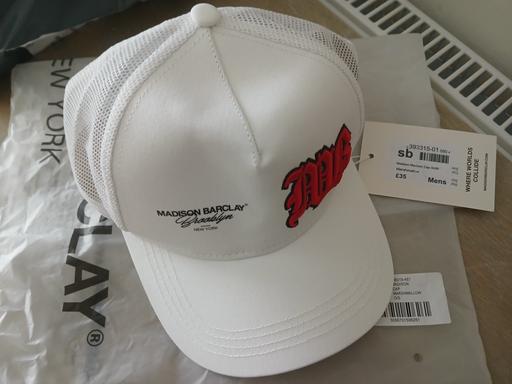 Buy & Sell Beeston Broxtowe - Photos for Madison Barclay Cap)