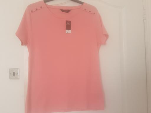 Buy & Sell Bolton-Upon-Dearne Barnsley - Photos for ladies size 18 bnwt f&f top