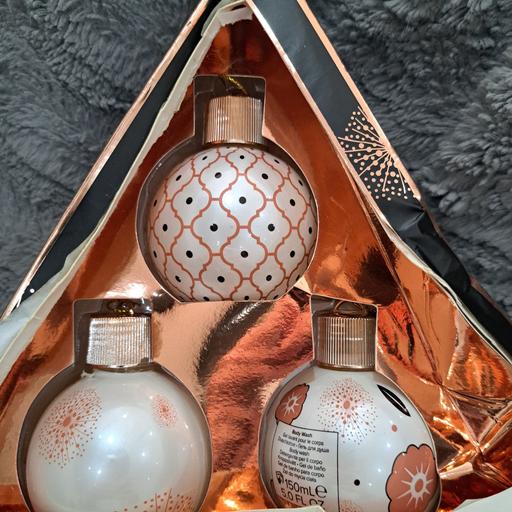 Buy & Sell Sutton Coldfield Birmingham - Photos for Luxury bathing comp Box broken