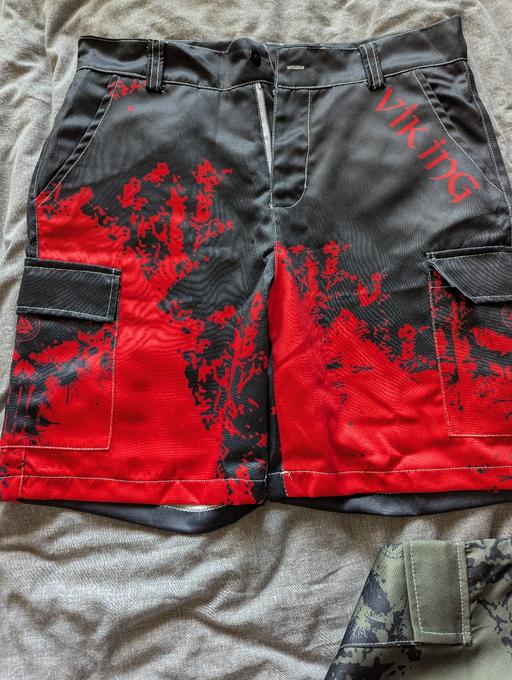 Buy & Sell Stonnall Lichfield - Photos for 3 Pairs Mens Cargo Shorts Size S