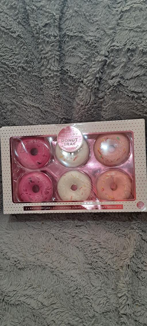 Buy & Sell Four Oaks Birmingham - Photos for Donut bath fizzers
