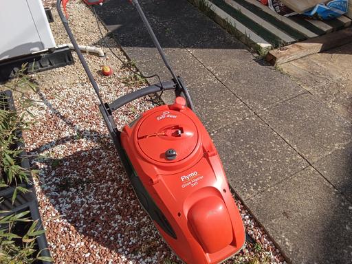 Buy & Sell Trowbridge Wiltshire - Photos for Flymo lawnmower