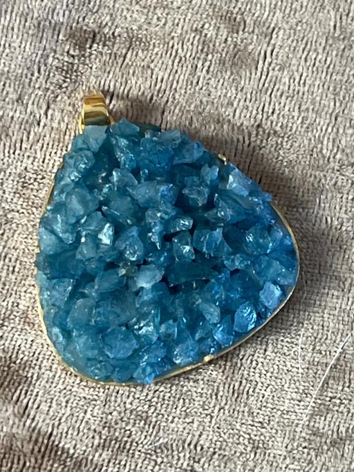 Buy & Sell Ovingdean Brighton - Photos for Lovely crystal pendant
