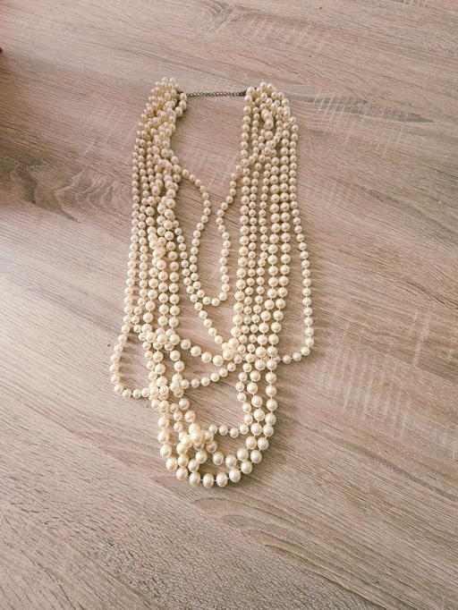 Buy & Sell Newton Doncaster - Photos for Multi strand faux pearl necklace