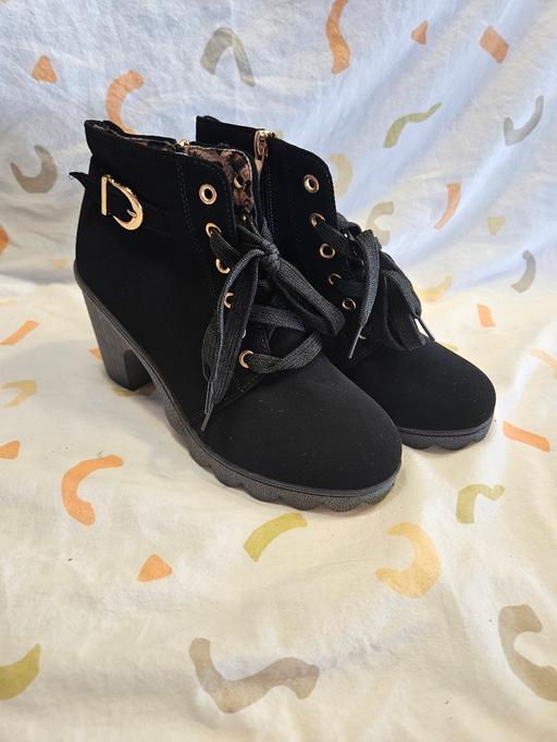 Buy & Sell Burslem Stoke-on-Trent - Photos for NWOT Boots Size 3