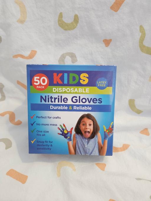 Buy & Sell Packmoor Stoke-on-Trent - Photos for New Box Kids Gloves