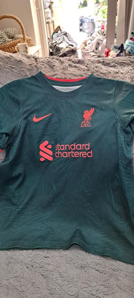 Buy & Sell Sutton Coldfield Birmingham - Photos for Nike LFC Top Age 7-8