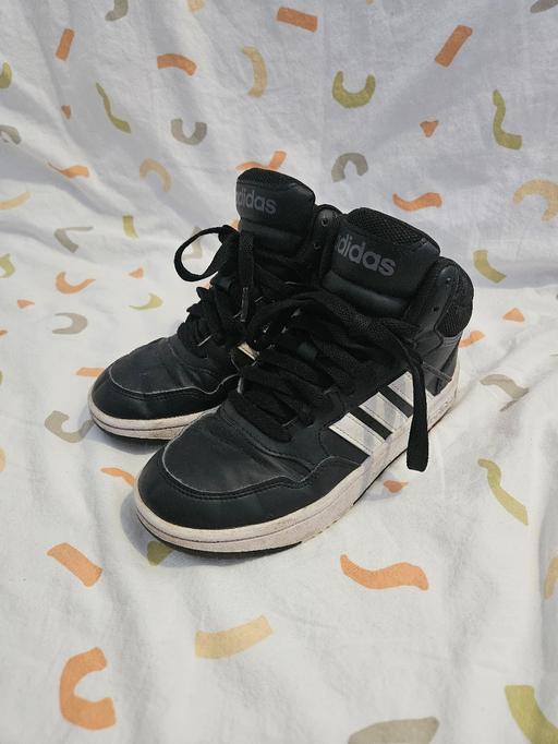 Buy & Sell Packmoor Stoke-on-Trent - Photos for Boys Adidas Trainers