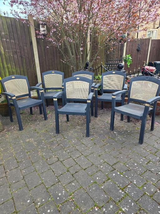 Buy & Sell Holly Hall Dudley - Photos for STRONG GARDEN CHAIRS X 6