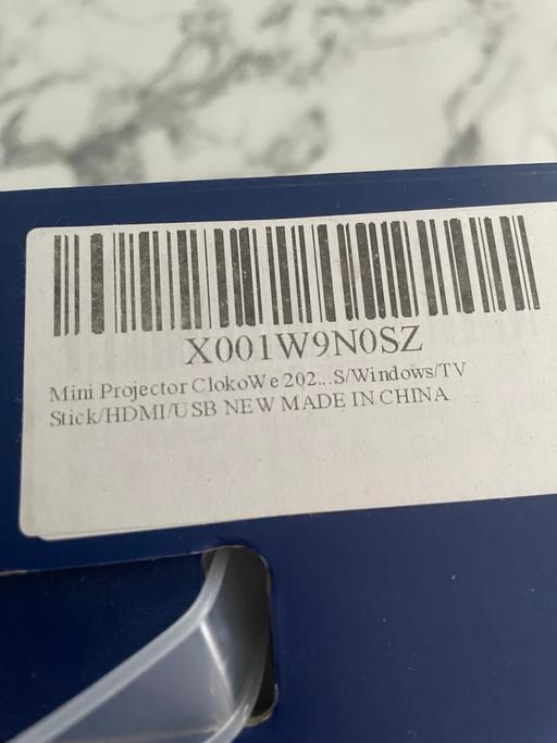 Buy & Sell Cwmfelinfach Caerphilly - Wales - Photos for Video projector brand-new