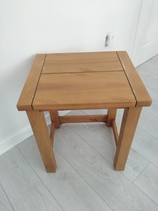 Buy & Sell Royston Barnsley - Photos for small heavy table