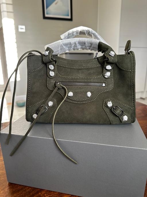 Buy & Sell Aspenden East Hertfordshire - Photos for Green Suede City Bag