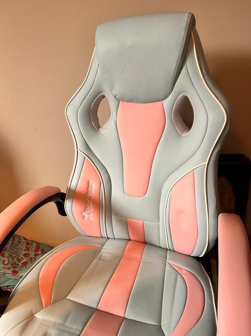Buy & Sell Coventry City Centre Coventry - Photos for Bubblegum xrocker gaming chair