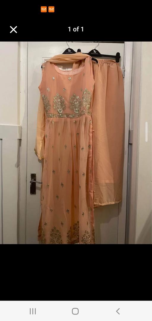 Buy & Sell Penn Wolverhampton - Photos for Asian suit