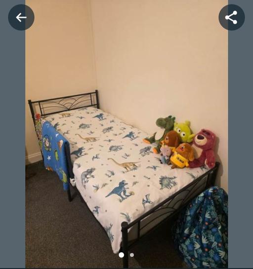 Buy & Sell Middle Park South East London - Photos for black single metal frame bed