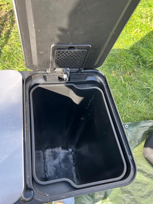 Buy & Sell Romford Havering - Photos for Double waste bin