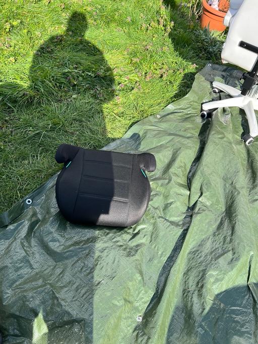 Buy & Sell Romford Havering - Photos for Kids car seat, booster cushion type seat.