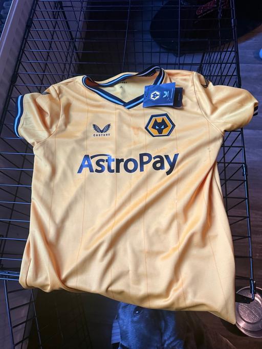 Buy & Sell Netherton Dudley - Photos for Junior large wolves shirt