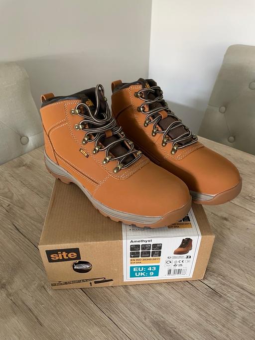 Buy & Sell Dudley West Midlands - Photos for Site work boots