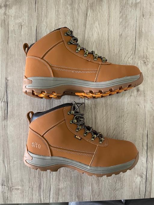 Buy & Sell Dudley West Midlands - Photos for Site work boots