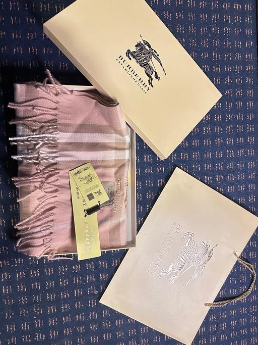 Buy & Sell South Shields South Tyneside - Photos for Burberry scarf