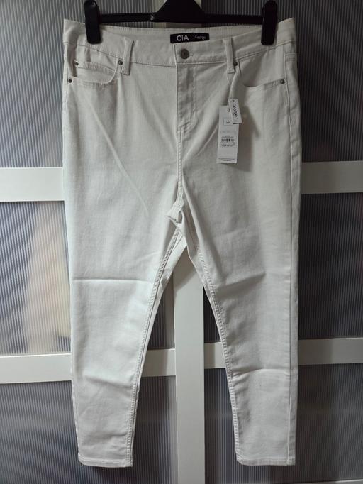Buy & Sell Weston Point Halton - Photos for 🌟NEW🌟 Size 16 short George white jeans