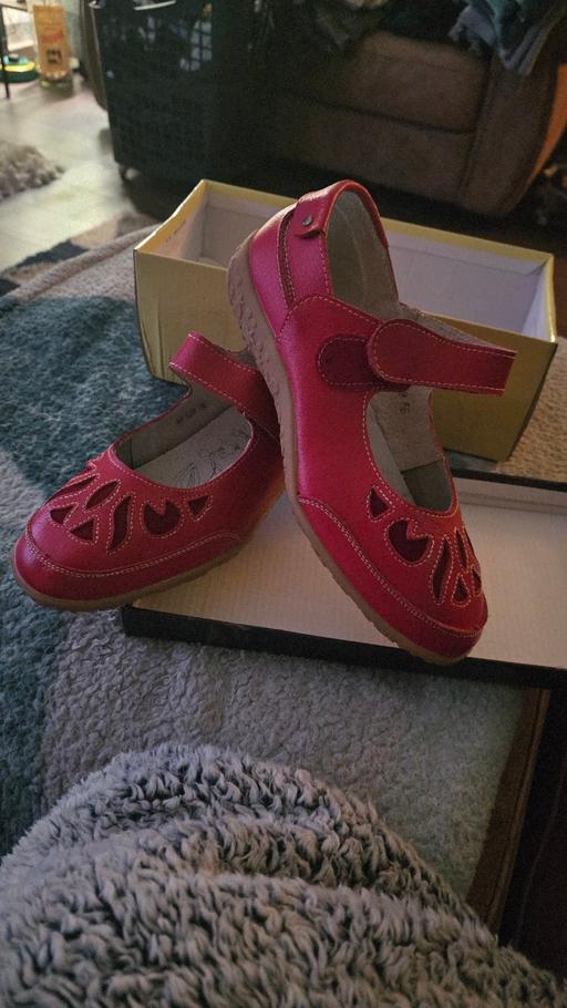 Buy & Sell Wombourne South Staffordshire - Photos for lifestyle