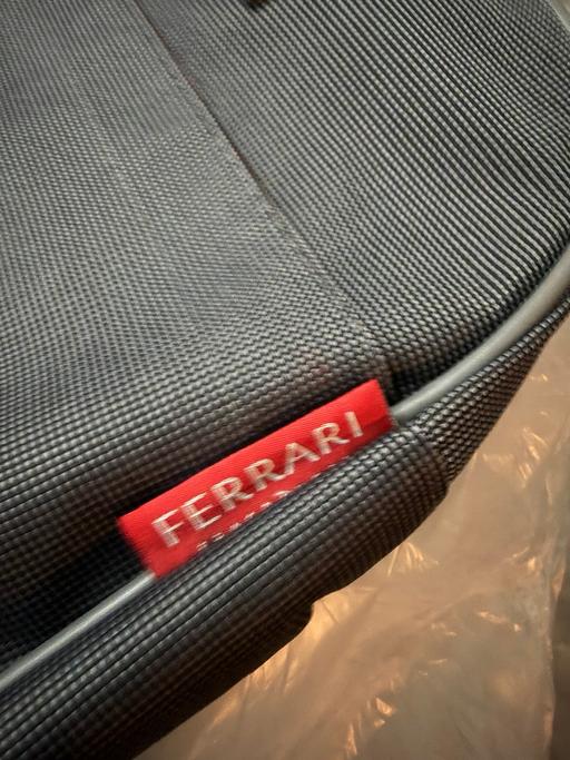 Buy & Sell Bold Saint Helens - Photos for Travel bag Ferrari bag