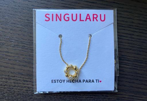 Buy & Sell Swiss Cottage North West London - Photos for Singularu necklace brand new in original box