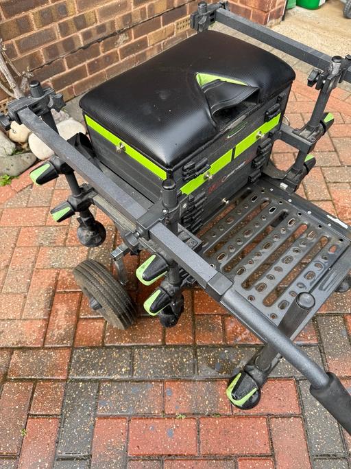 Buy & Sell Darfield Barnsley - Photos for Maver MX series 4 fishing box