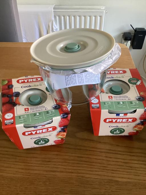 Buy & Sell Whitehouse Business Park County Durham - Photos for 3 Pyrex glass dishes