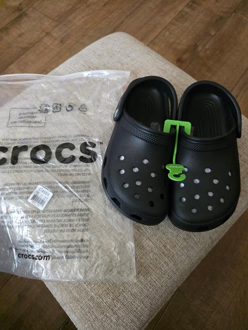 Buy & Sell Pensnett Dudley - Photos for CROCS SIZE 4...NEW