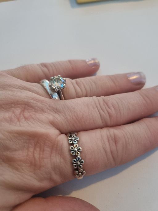 Buy & Sell Bournville Birmingham - Photos for Adjustable Daisy Silver Ring