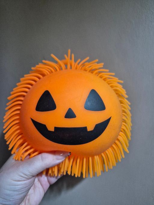 Buy & Sell Crumpsall Manchester - Photos for new Light Up Giant Scary Puffer Ball £1 EACH