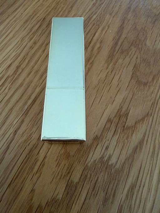 Buy & Sell Surbiton Kingston upon Thames - Photos for Estée Lauder lipstick