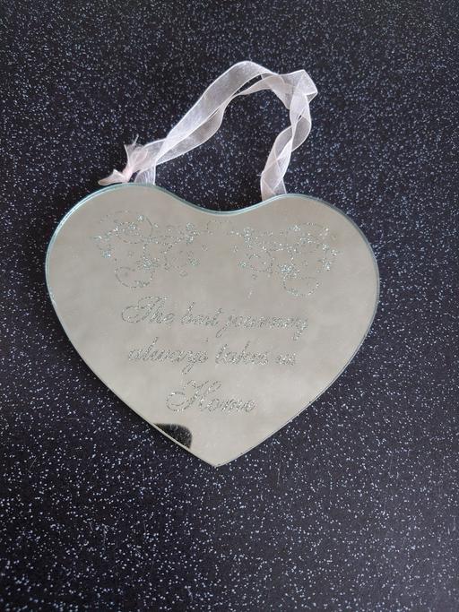 Buy & Sell Woodthorpe Charnwood - Photos for Mirrored hanging plaque