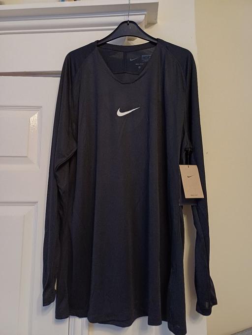 Buy & Sell Wickersley Rotherham - Photos for nike top
