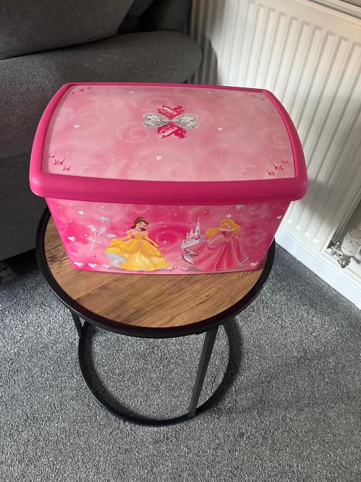 Buy & Sell Cadeby Doncaster - Photos for Strong princess storage box