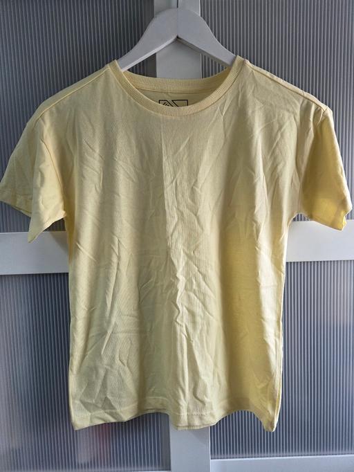 Buy & Sell Weston Point Halton - Photos for Age 8 MATALAN tshirt