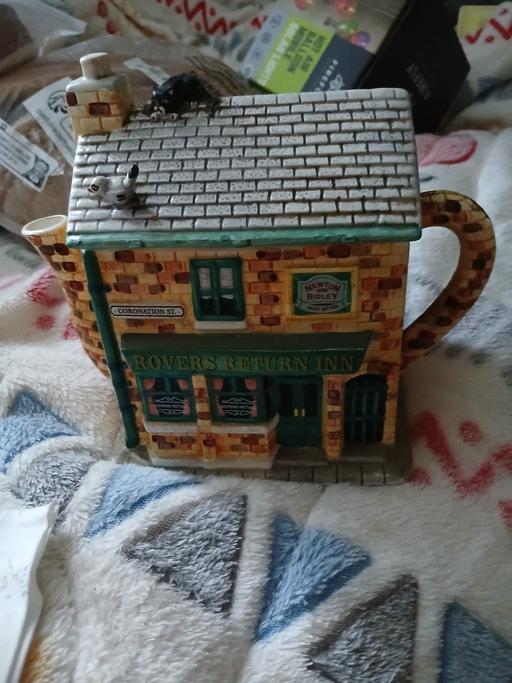 Buy & Sell Netherton Dudley - Photos for coronation street tea pot