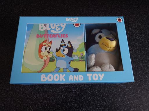 Buy & Sell Woodthorpe Charnwood - Photos for Bluey book and toy set