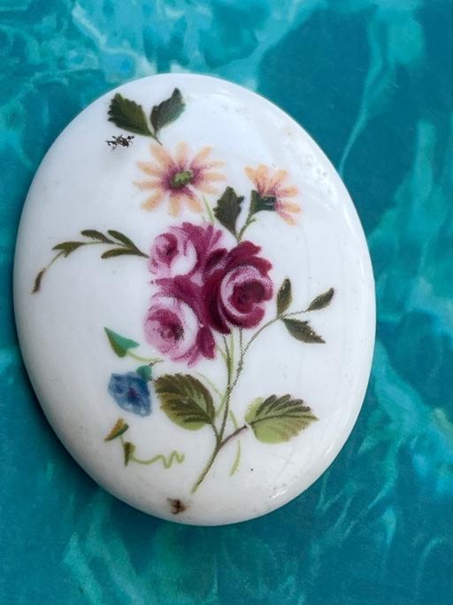 Buy & Sell Ovingdean Brighton - Photos for Beautiful crown Staffordshire brooch