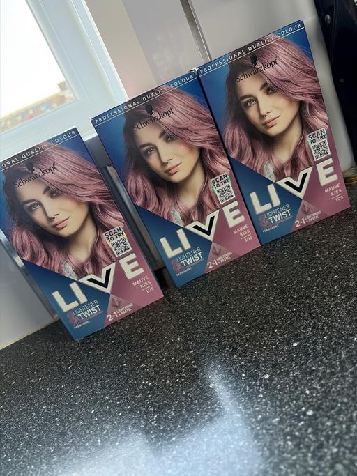 Buy & Sell Duckmanton Chesterfield - Photos for X3 Schwarzkopf live hair dye